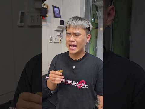 Cô ơi bạn ẻ trong lớp