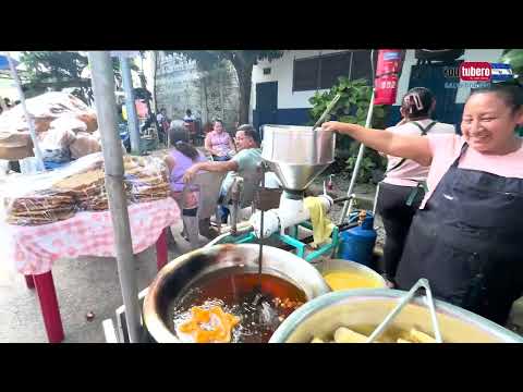 No quiso dar la Receta pero ya la sabemos cómo hacer las Famosas Hojuela de el día de los Muertos