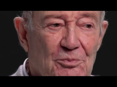 La voix française de Morgan Freeman dans Batman nous a dévoilé ses secrets