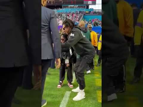JayZ & Blue Ivy at the Super Bowl LVII #jayz #superbowl #superbowl2023 #superbowl56 #fashionpolice