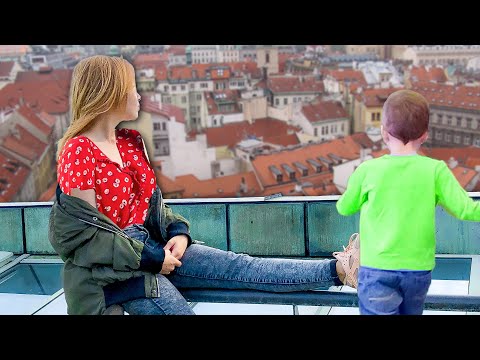 Света и Богдан ГУЛЯЮТ выше КРЫШИ !