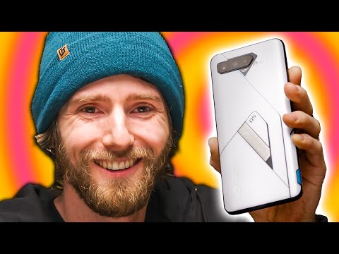 (ENGLISH) I thought phone innovation was dead. - ASUS ROG Phone 5 Review