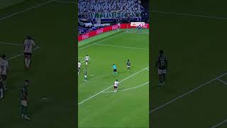 ¿QUÉ LE PASÓ A HULK CUANDO IBA A TIRAR EL CÓRNER? | #Shorts