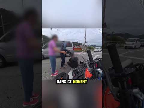 Il a Percuté le Motard Exprès ? 😳 #shorts