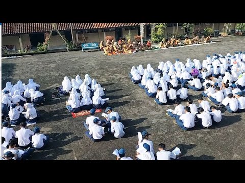 ISTIGHOSAH BERSAMA GURU DAN KARYAWAN BESERTA SISWA