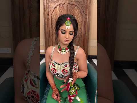 Light Makeup for Indian wedding bride | Green Jewellery #jewellery #shorts #makeup #bridemakeup