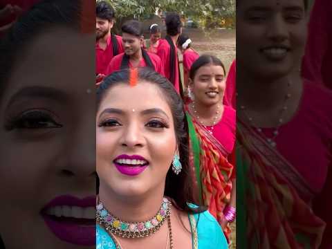 देखिए रितु चौहान अपनी सहेलियों के साथ गांव में शूटिंग करने गई 😂😂……