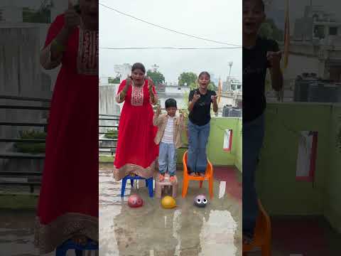 Balloon jump challenge funny version❤️😝 #shorts #funny #balloon #comedy #youtubeshorts #funnyvideo