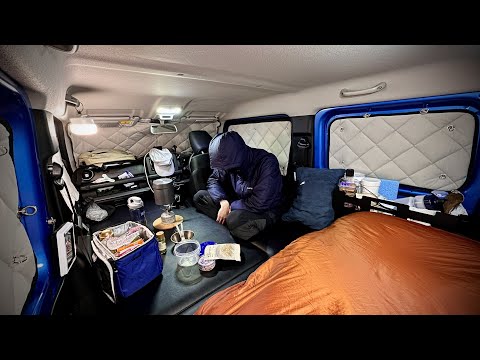 小さくて狭いジムニーと1人で車中泊