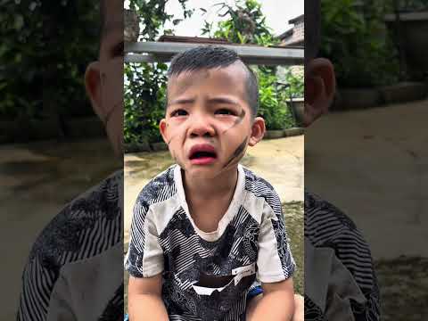 Thỏ Xám Đi Bán Bánh Bị Người Qua Đường Khinh Thường !😂😂😂
