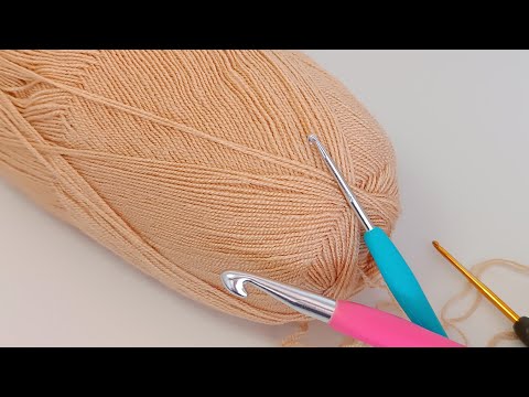 Oh my God! Fascinating crochet stitches with thick or thin yarn.