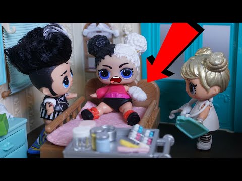 LOL SURPRISE DOLL Harper Breaks Her Hand And Falls In Love!