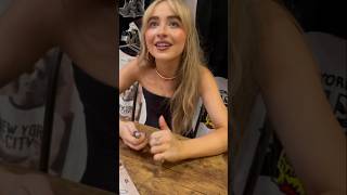 Sabrina Carpenter Interacting With a Fan🥹 #sabrinacarpenter