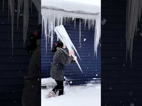 Extrem Cold 🥶#asmr #snow #funny #odlysatisfying #ice #satisfying #fyp