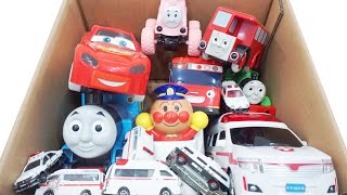 Ambulance miniature car running! - Box full of thomas, perci, anpanman, police car, ambulance cars