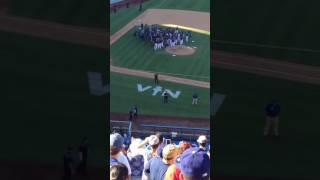 Charlie Culberson's Walk off Home run celebrations to clinch as NL West Champion