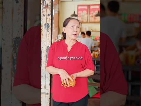 Nghèo đứng qua một bên