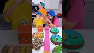 Roblox cake vs Caprisun ice cream challenge!🍨 #funny #caprisun by Ethan Funny Family