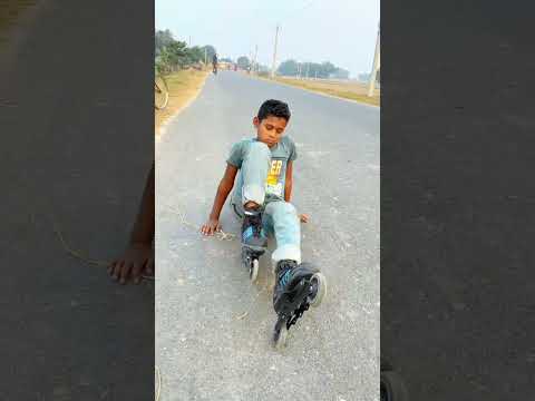 Incredible backward skating trick 💯😳 Girl skates blindfolded 💯😲