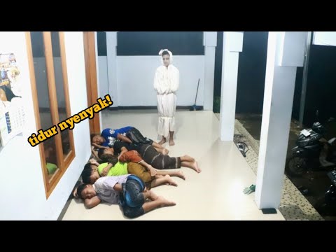 Pocong Jahil !! Prank Gangguin Orang Lagi Tidur - Endingnya Bikin Ngakak