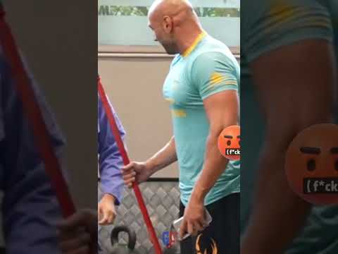 Hold This Please #anatoly #prank @gymdecks