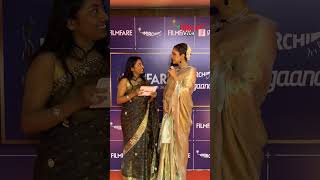 ईशा कोप्पिकर at Filmfare Marathi Red Carpet with RJ Utsavi | Mirchi Marathi