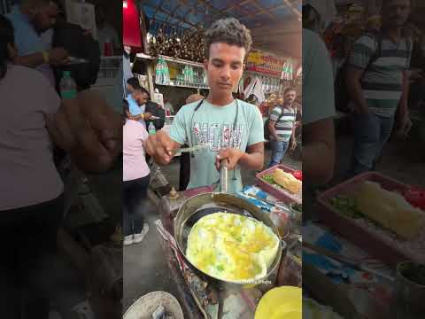 Egg Bun Omelette🥚 Making With Special Skills 🍳  #shorts #creatingforindia  #streetfood
