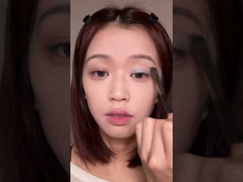 이번 겨울 유행각?! 블루 아이섀도우 메이크업🩵❄️ #shorts #쇼츠