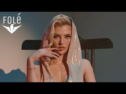 SINERA - Baddie Kommt