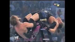 4 Way TLC Match pour les titres par équipe