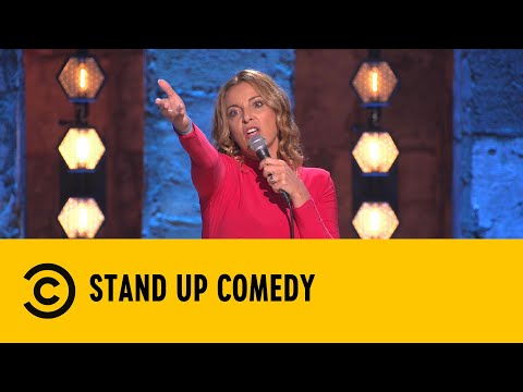 Stereotipi sui disturbi alimentari - Chiara Becchimanzi - Stand Up Comedy - Comedy Central