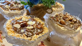 شيز كيك  المكسرات (جوز البقان) فأكواب فردية فيرين البنة خيالية اكدولي على تكرميل cheesecake pecan