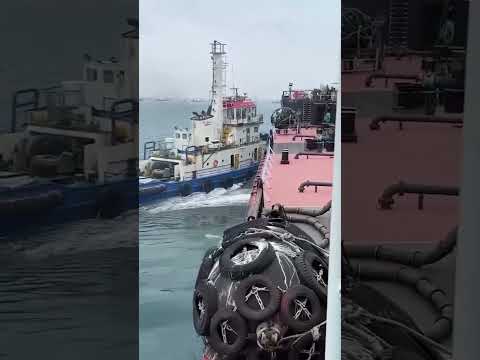Tugboat Crash Causes Oil Tanker leak shocking footage