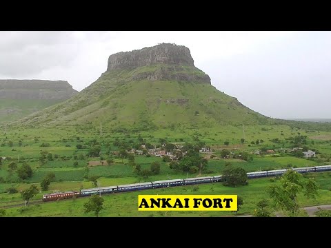 Train Looks Like Toy In Front Of Majestic Ankai Fort | Tiger WAG7 Pune Gorakhpur Express