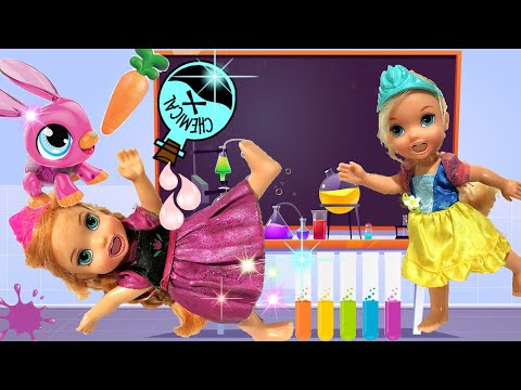 Elsa and Anna Toddlers Science Class Surprise ! Rapunzel is the teacher