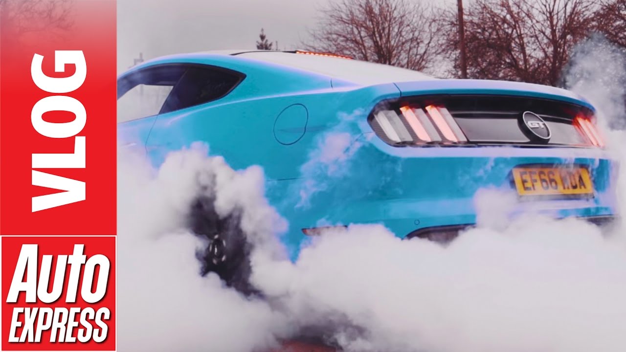 Old meets new: new Ford Mustang & '69 Mach 1 with Gareth Ainsworth and Wycombe Wanderers FC