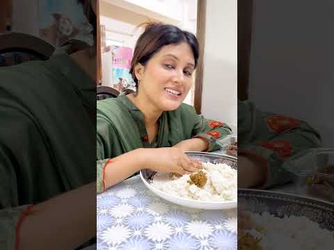 আপনাদের খাবারে লবণ ঠিক আছে তো? 🤣 #funny #shorts #viral #shortvideos #shortsfeed #short #funnyshorts