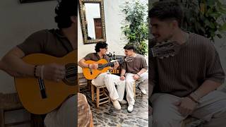 Para esa persona que llegó a tu vida de la nada y te lo cambió todo 😍💘 #Amor #Acustico #KikeyManu