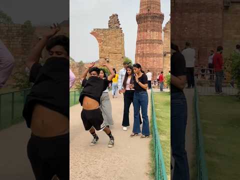 Girl ?Wow? #youtubeshort #viral #backflip #public #sorts #india