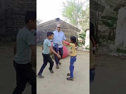 अब हंसी रोक कर दिखाइए#dholak bhangra dance#comedyvideo #funnyvideo #vishwakarmaji #comedy manimeraj