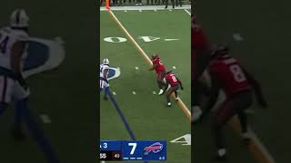 Josh Allen makes a ridiculous throw for a  43 yard touchdown