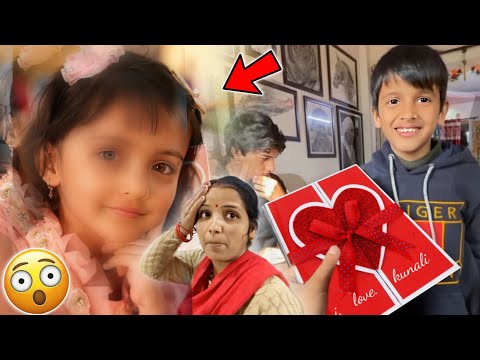 Kunali Pakda Gaya Girlfriend Ka Gift 😱 || Sourav Joshi vlogs