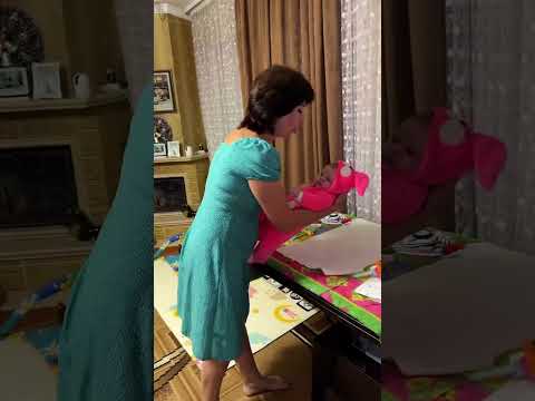 Бабушка устала сидеть с ребенком😂дочки-матери