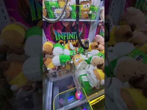 I Found The EASIEST Claw Machines Ever!