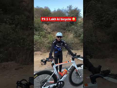 This Cyclist Rides a Bicycle Worth ₹9.5 Lakh 😳| Cinelli