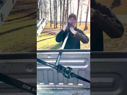 No Way! How to secure the end of a ratchet strap. #tipsandtricks #ratchetstrap