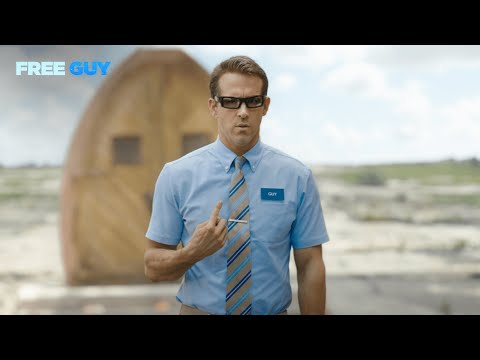 Ryan Reynolds is Blue Shirt Guy