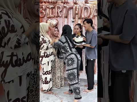 Lantas siapa yang harus ku percaya,sahabat saja maen belakang sama suamiku #trending #shortvideo