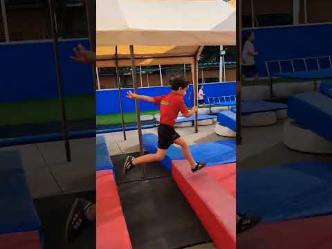 DE LAS MEJORES COMPETENCIAS TIPO MILITAR ENTRE NIÑOS #shorts