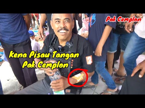 REBUTAN PISAU MENGENAI TANGAM PAK.CEMPLON